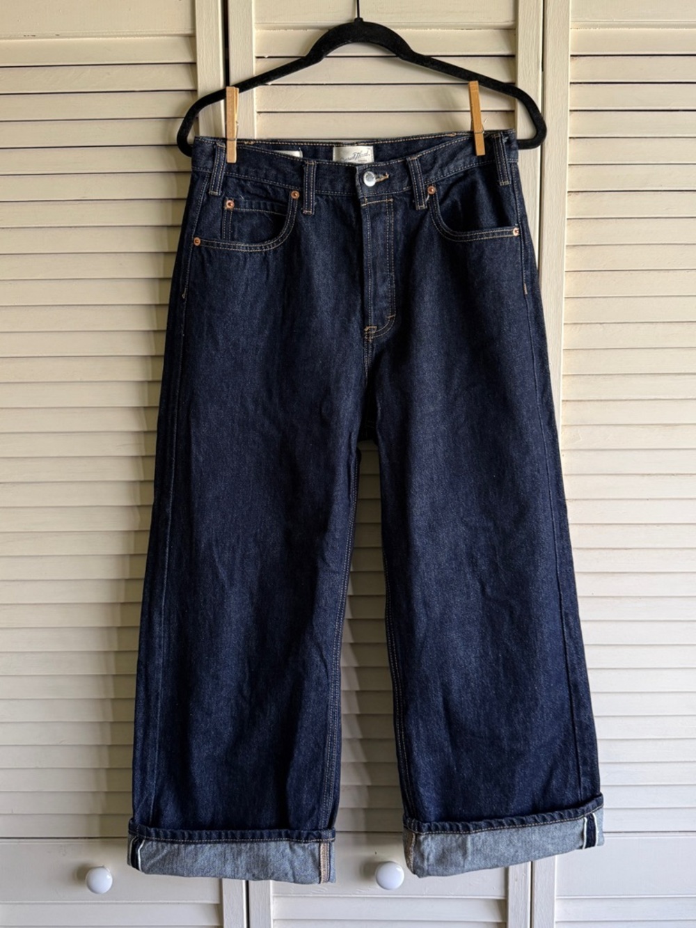 Universal Thread Women's Dark Indigo Mid-Rise Wide-Leg Jeans